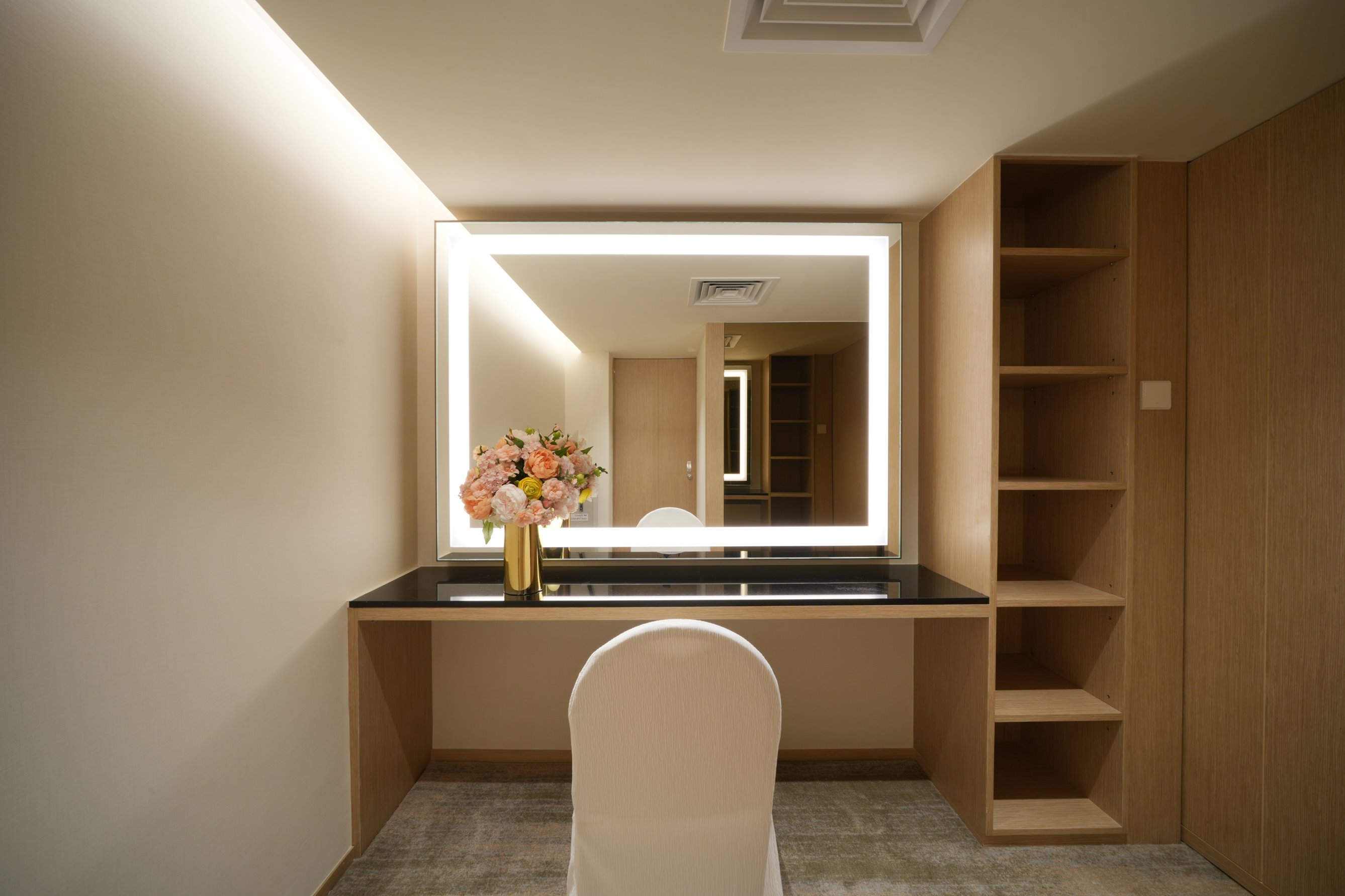 Tsim Sha Tsui Hotel Deals Dining, Rooms & More Royal Pacific Hotel