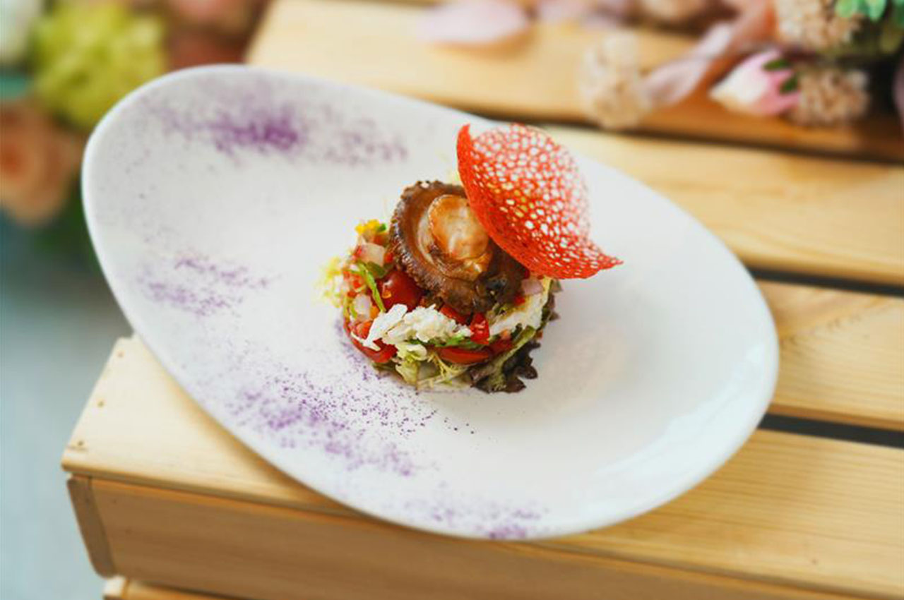 Jasmine Tea Smoked Abalone